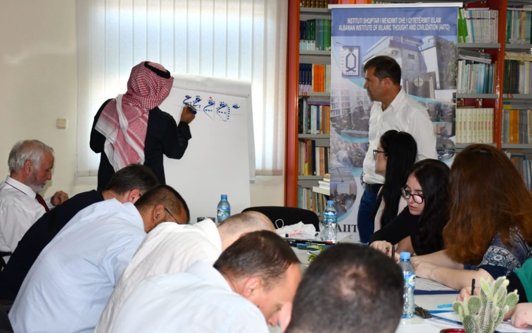 Përfundon me sukes seminari trajnues “Kaligrafia arabe”