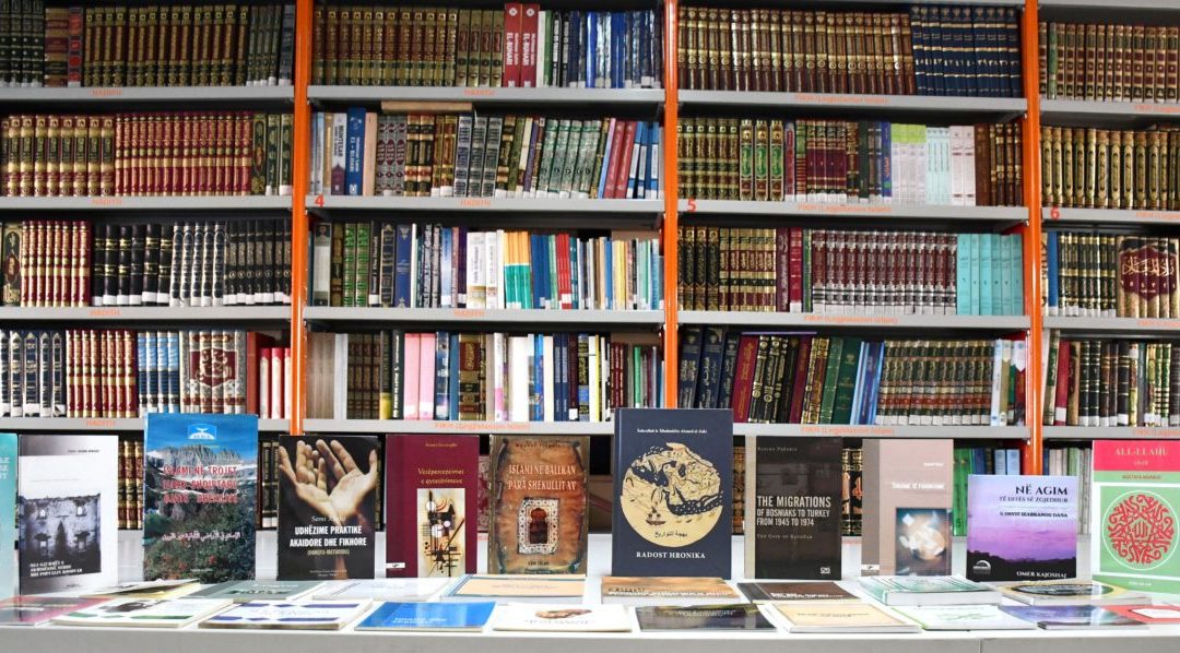 Tituj të rinj librash, dhuratë për Librotekën AIITC