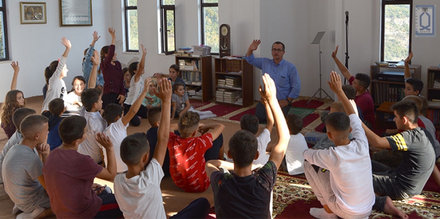 Inspektim i kurseve të edukatës islame në xhaminë Ferraj