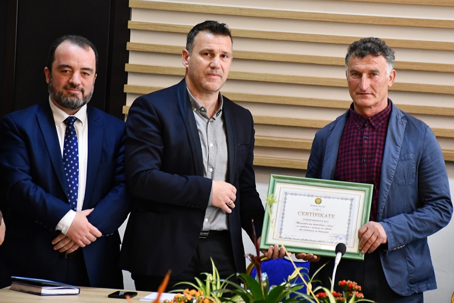 Zyhdi Çaça, mësuesi i formuar në Medresenë e Naltë të Tiranës