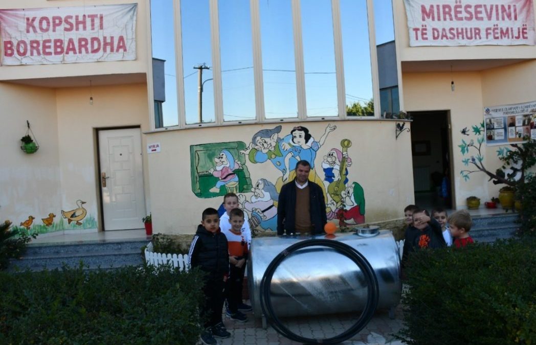 Departamenti i Projekteve vazhdon vendosjen e depozitave në institucionet arsimore